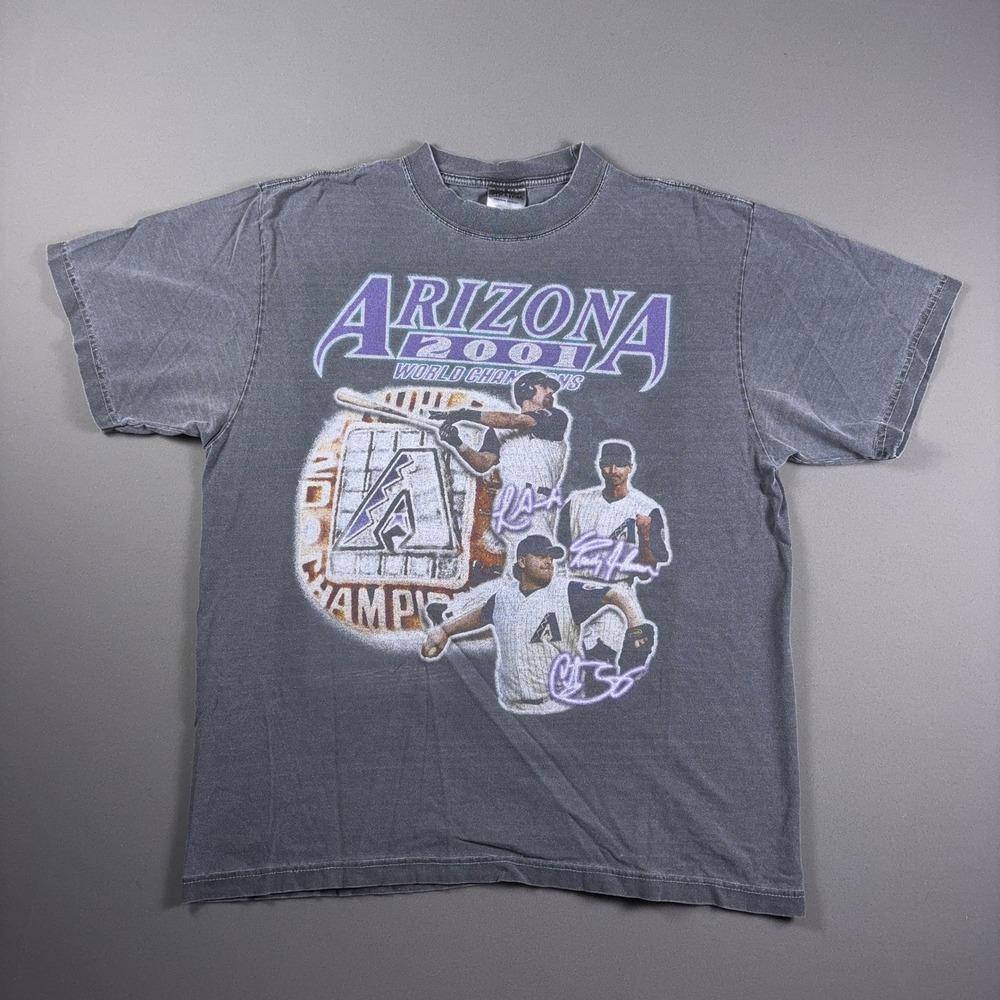 Shaka Wear Arizona 2001 World Champions Baseball Graphic T-Shirt Charcoal Large